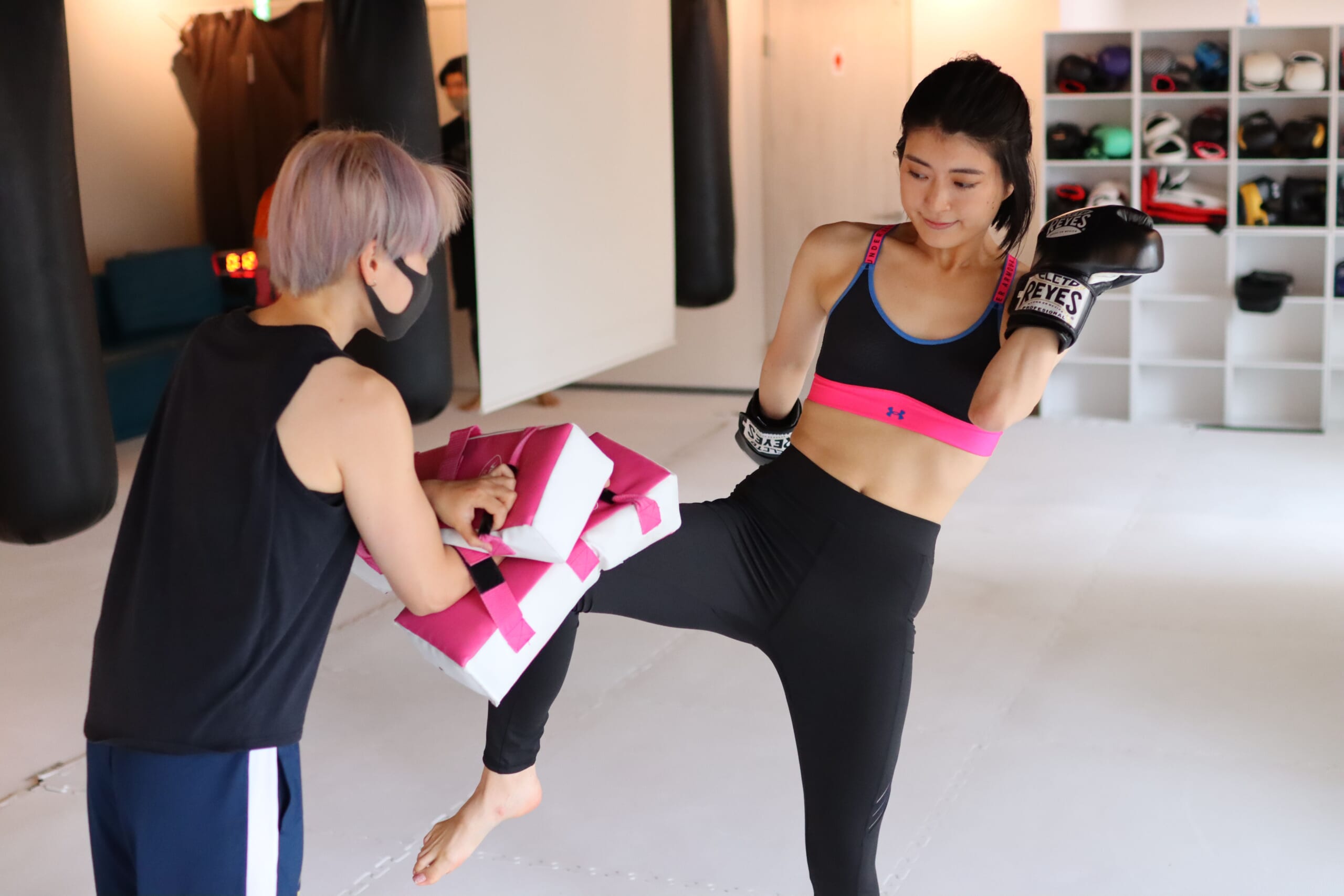 トレーニング風景 - キックトレーニング